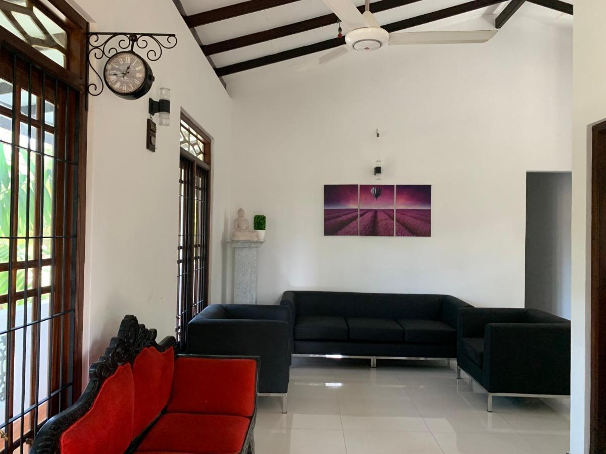Tranquil Private Villa Near Bentota Beach المظهر الخارجي الصورة