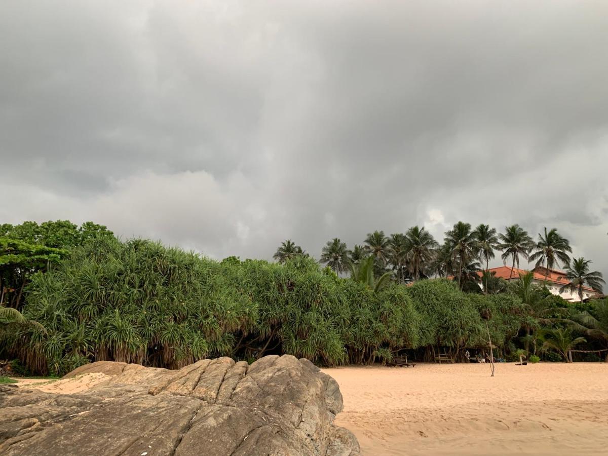 Tranquil Private Villa Near Bentota Beach المظهر الخارجي الصورة
